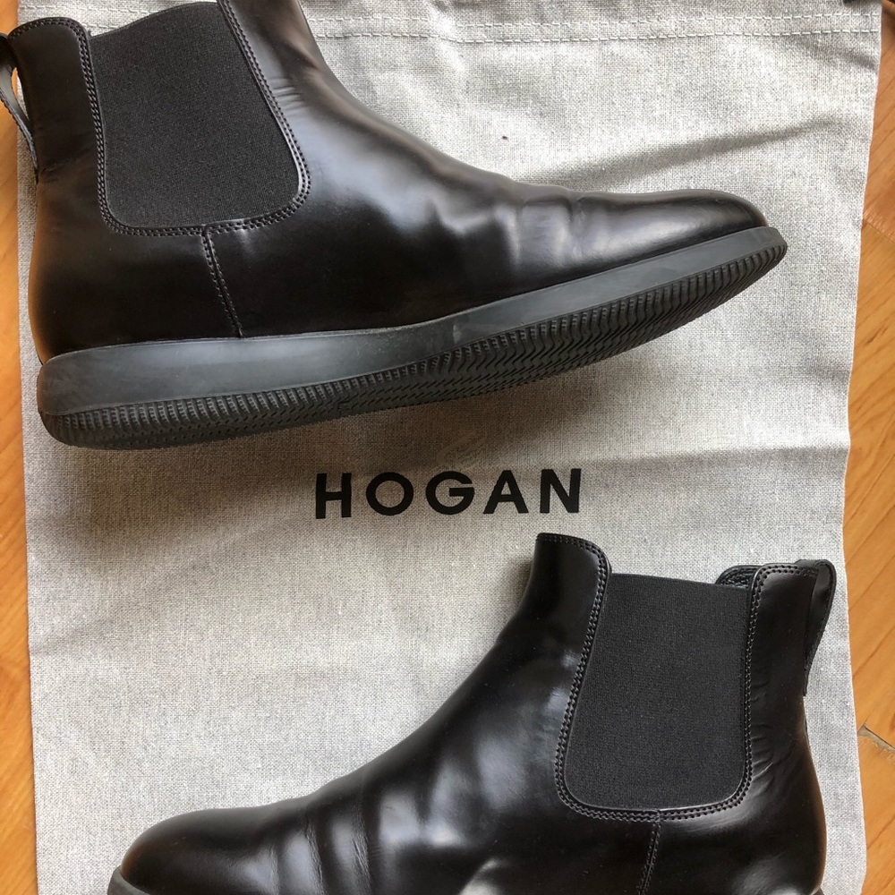 Hogan black leather ankle boots.